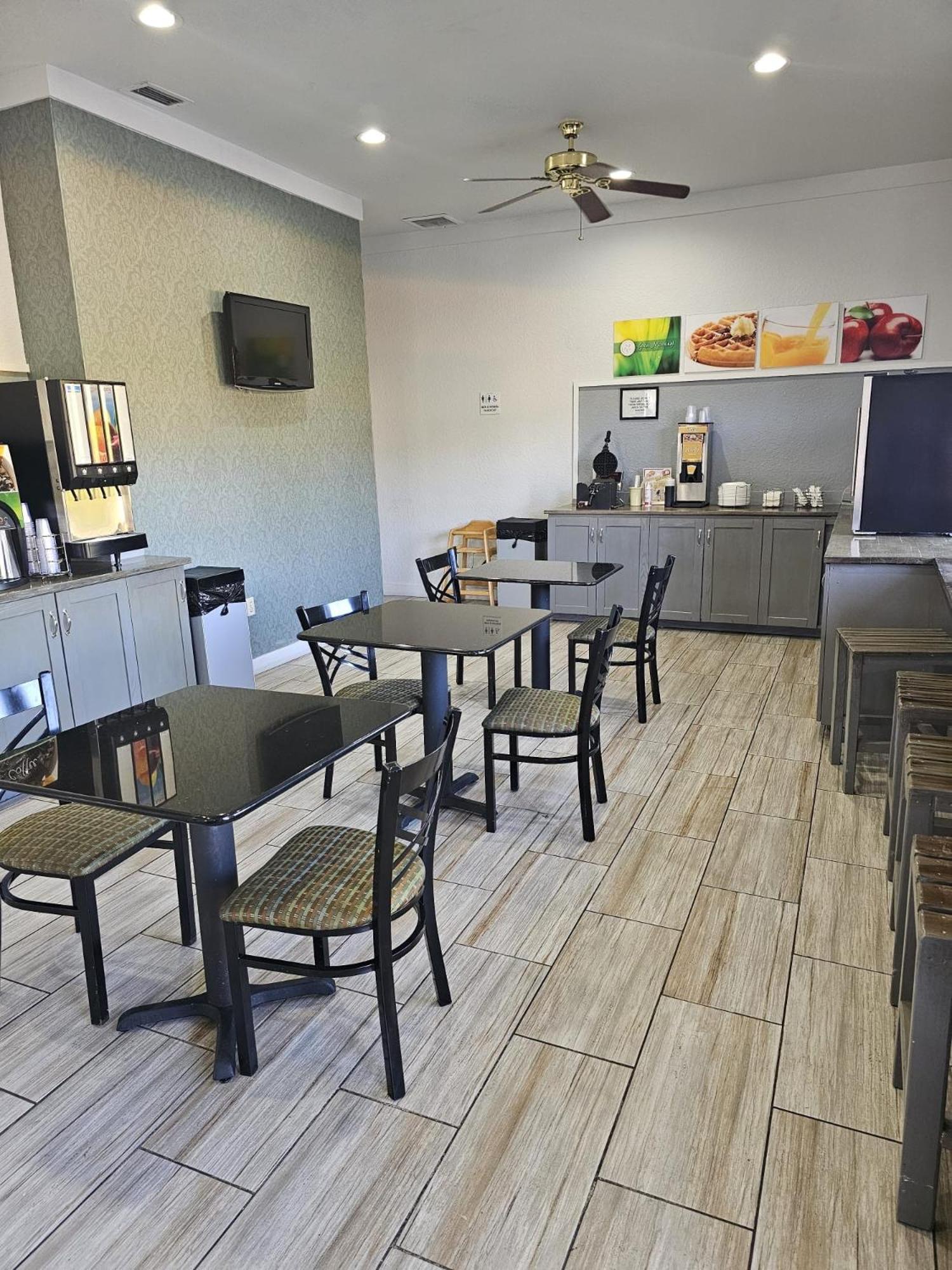 Quality Inn Near Blue Spring Orange City Exterior foto
